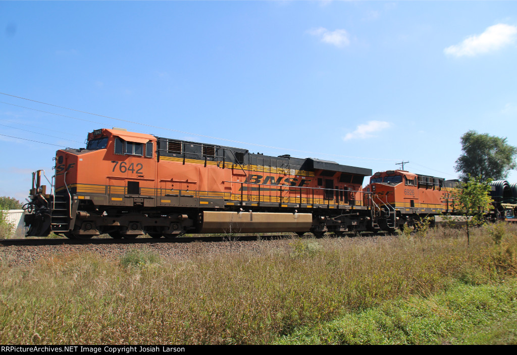 BNSF 7642 West